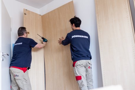 Büromöbellogistik und -montage