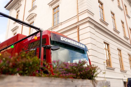 Domberger Firmenumzug – Zuverlässige Transportlogistik für Unternehmen