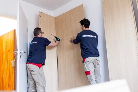 Domberger Umzug – Fachgerechte Montage und Demontage von Möbeln durch unser Team